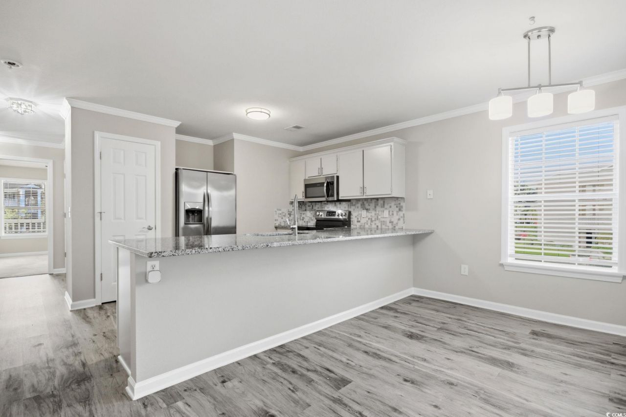 1212 River Oak Dr. Photo 5