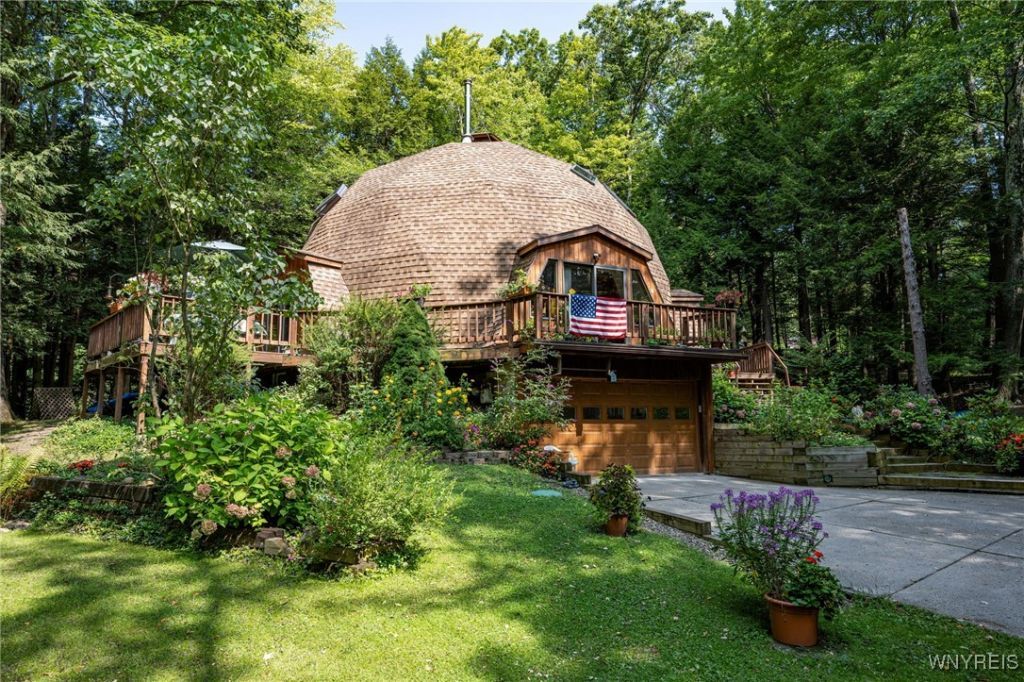 5908 Herman Hill Road, Orchard Park, NY 14127 Main Photo