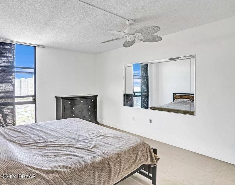 3675 N Country Club Drive, Unit 2110, Aventura, FL 33180 Photo