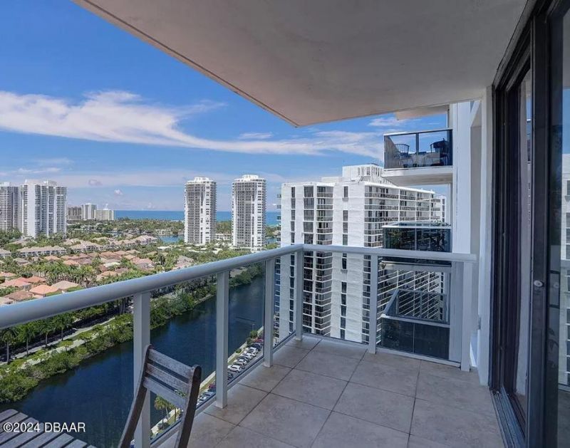 3675 N Country Club Drive, Unit 2110, Aventura, FL 33180 Photo