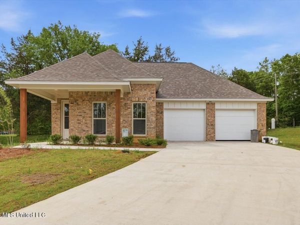406 Hyde Park Cove, Brandon, MS 39042