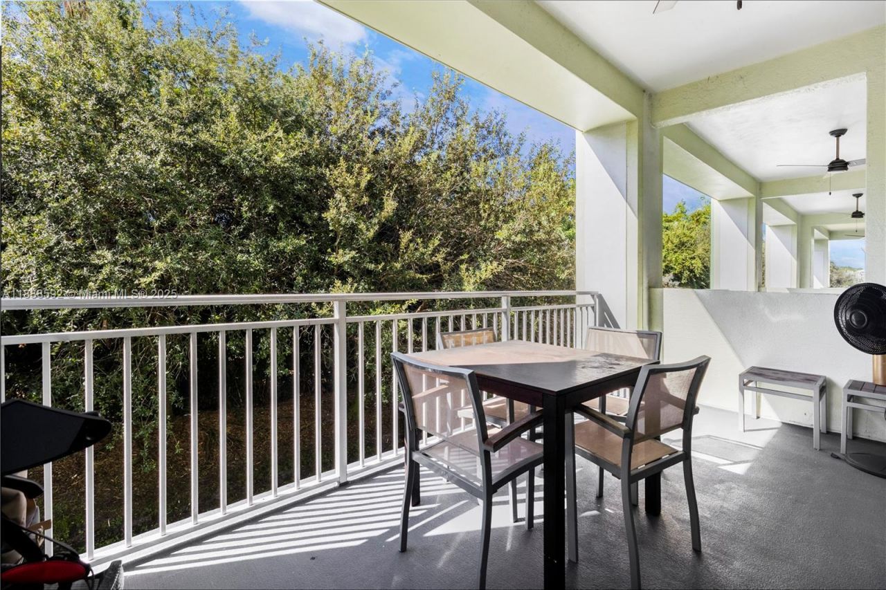 5300 NW 87th Ave, Unit 1212, Doral, FL 33178 Photo