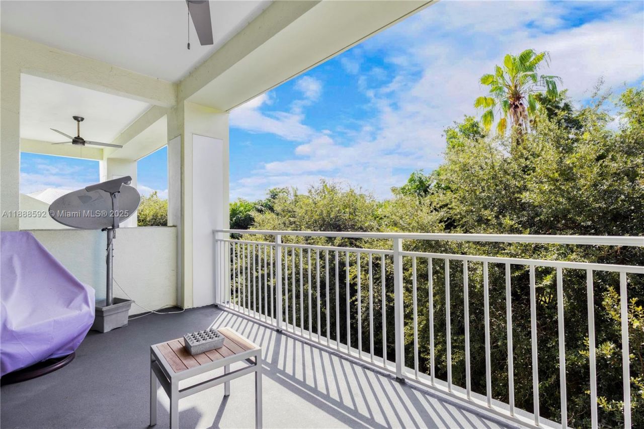 5300 NW 87th Ave, Unit 1212, Doral, FL 33178 Photo