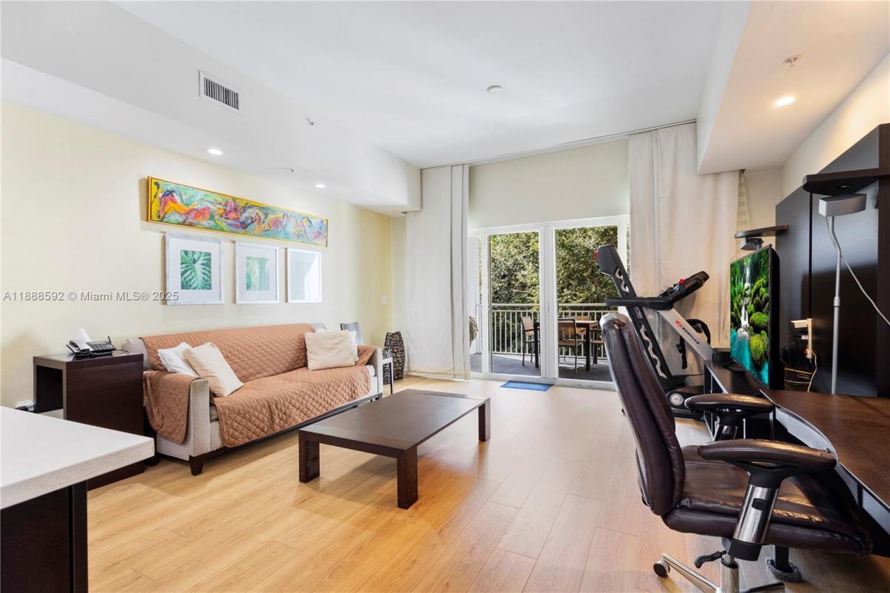 5300 NW 87th Ave, Unit 1212, Doral, FL 33178 Photo