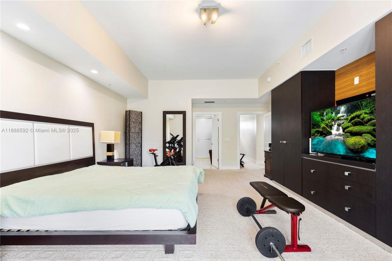 5300 NW 87th Ave, Unit 1212, Doral, FL 33178 Photo