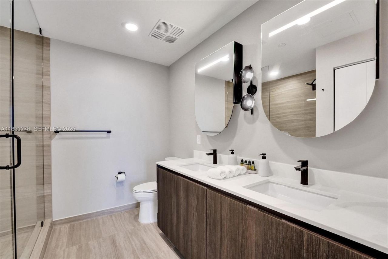 580 72 Street, Unit 1001, Miami Beach, FL 33141 Photo