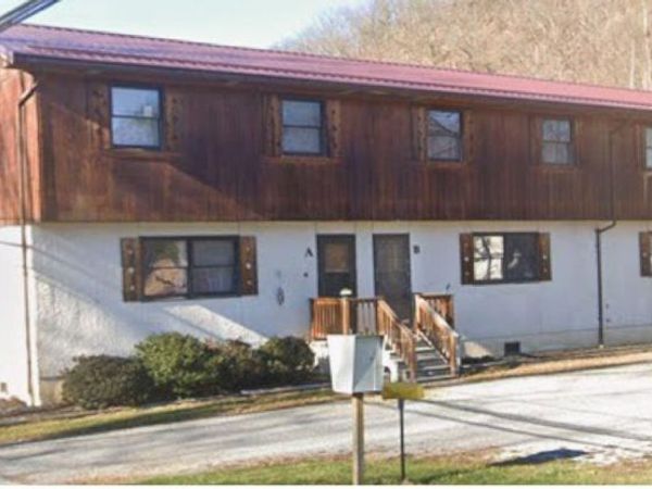 709 9th Street, Marlinton, WV 24954