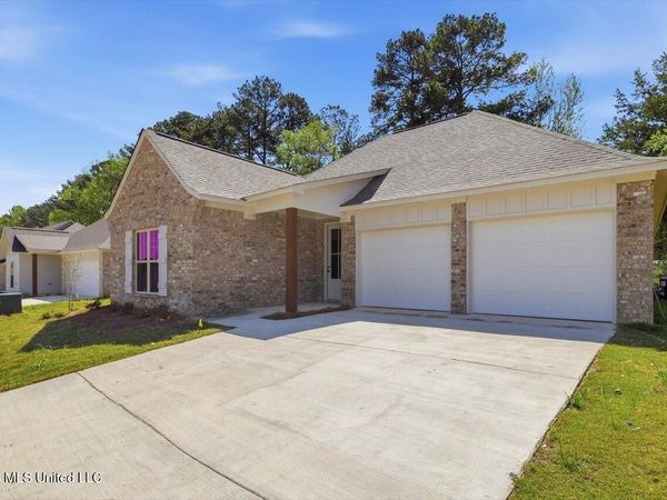 408 Hyde Park Cove, Brandon, MS 39042