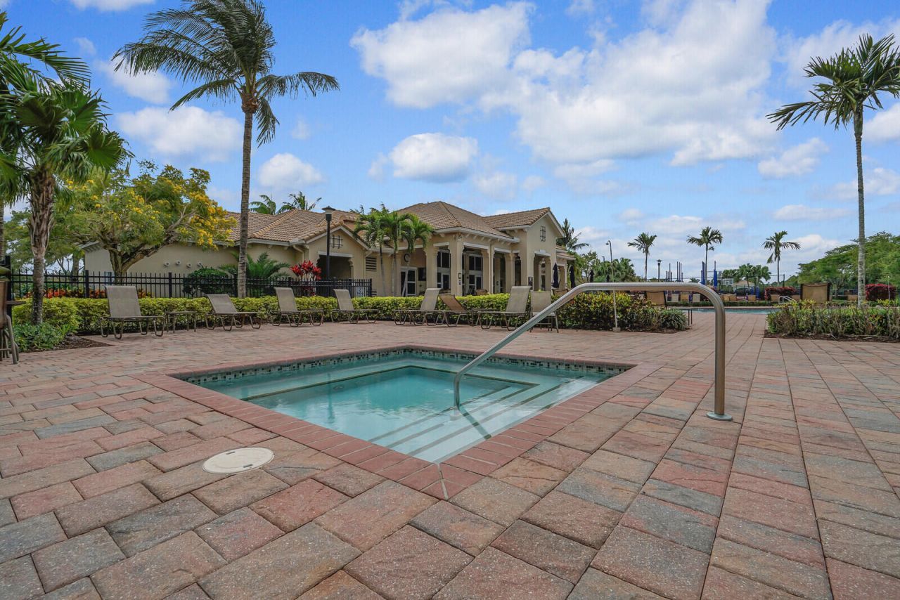 212 Behring Way, Jupiter, FL 33458 Photo