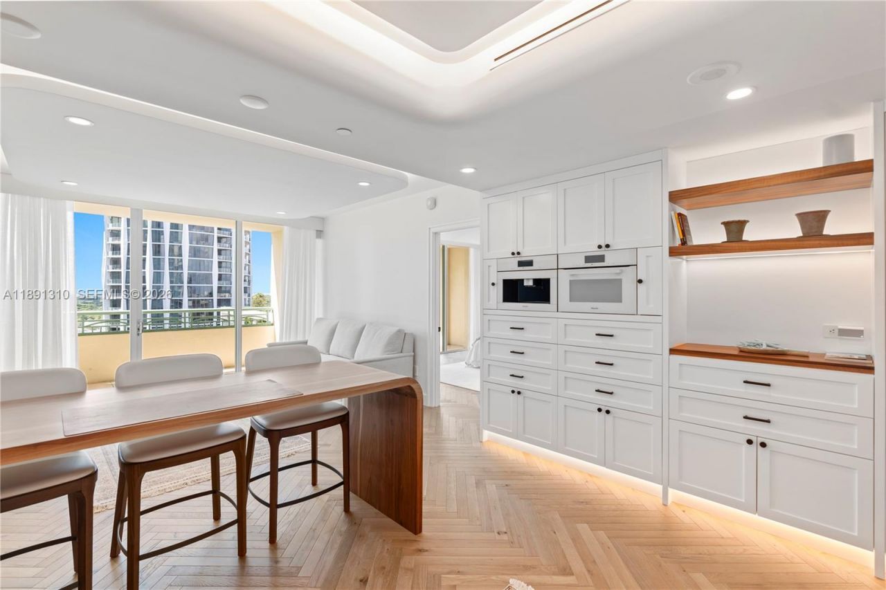 3350 SW 27th Ave, Unit 1503, Coconut Grove, FL 33133 Photo