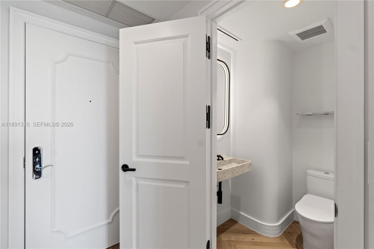3350 SW 27th Ave, Unit 1503, Coconut Grove, FL 33133 Photo