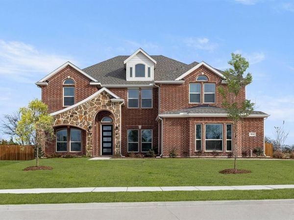 804 Hidden Lakes Drive, DeSoto, TX 75115