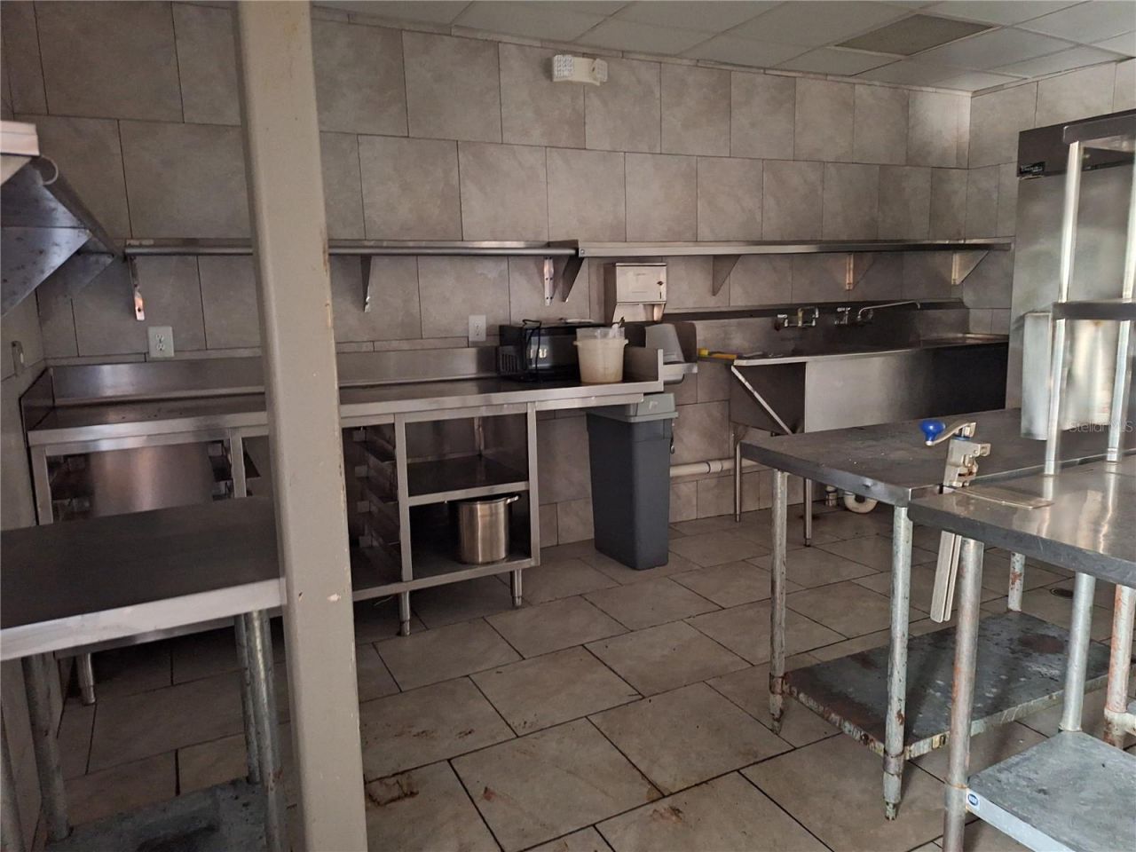 1128 Alternate Hwy 19, Holiday, FL 34691 Photo