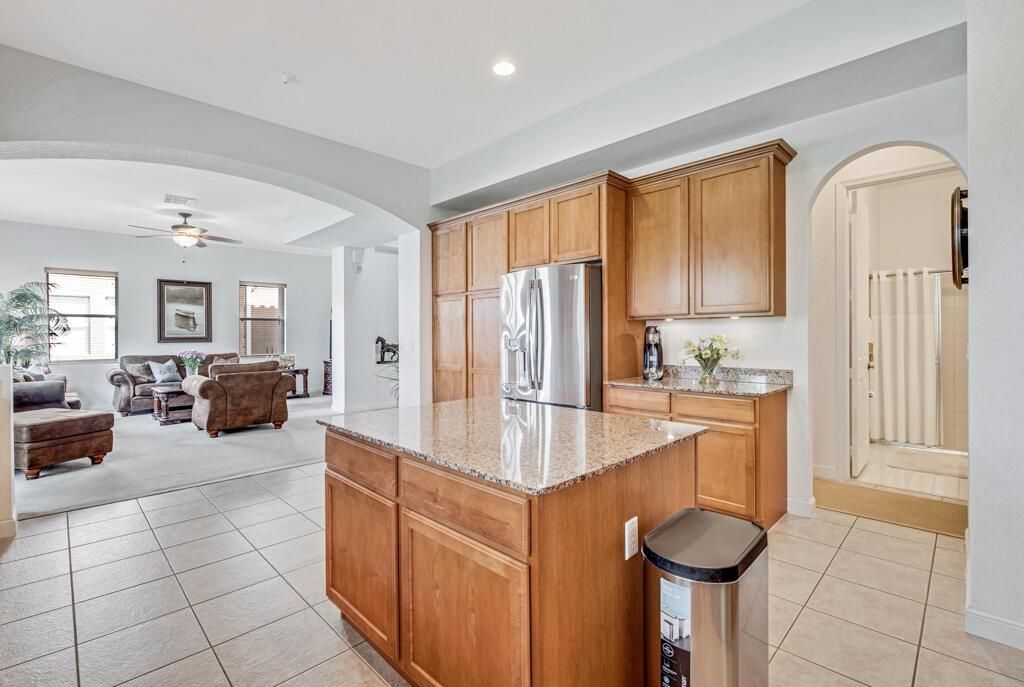 514 Cresta Circle, West Palm Beach, FL 33413 Photo