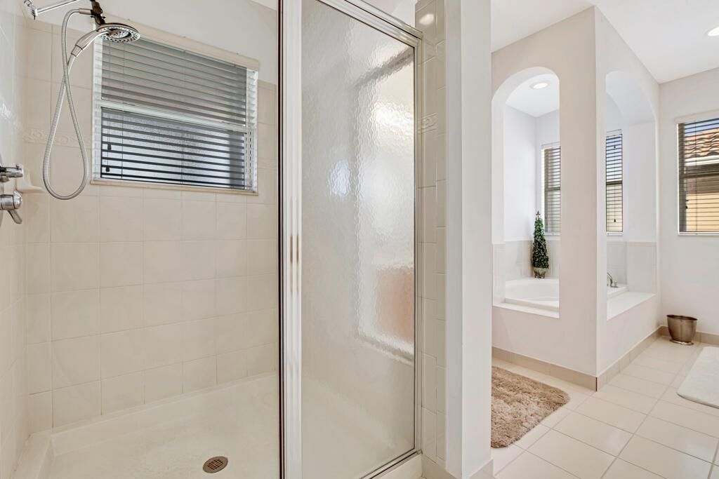 514 Cresta Circle, West Palm Beach, FL 33413 Photo