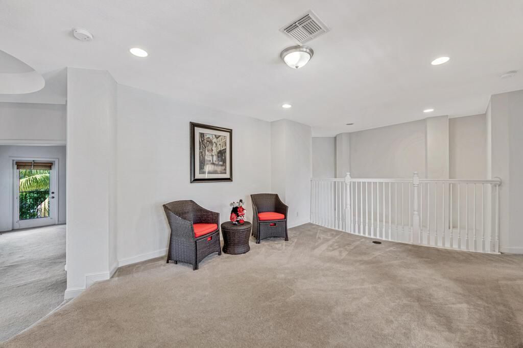 514 Cresta Circle, West Palm Beach, FL 33413 Photo