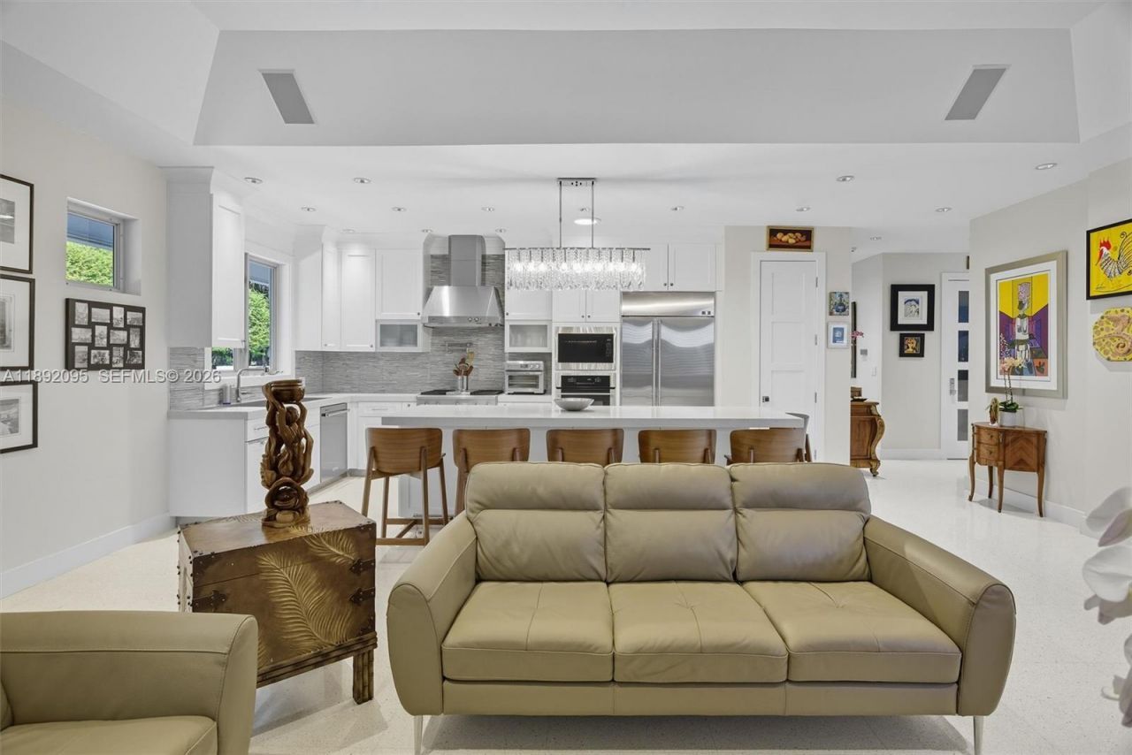 5800 SW 99th Ter, Pinecrest, FL 33156 Photo