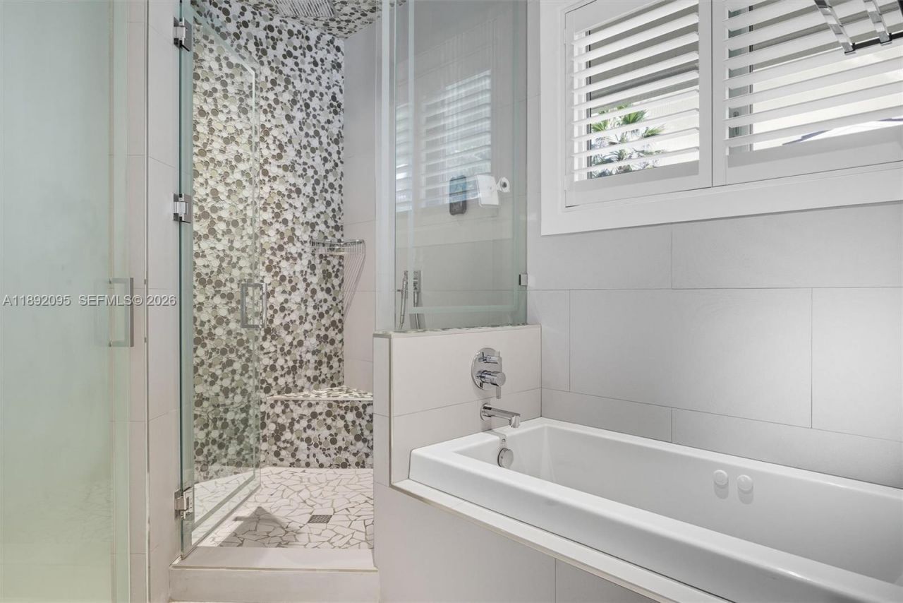 5800 SW 99th Ter, Pinecrest, FL 33156 Photo