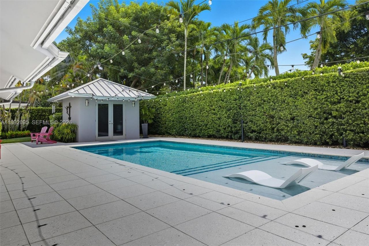 5800 SW 99th Ter, Pinecrest, FL 33156 Photo