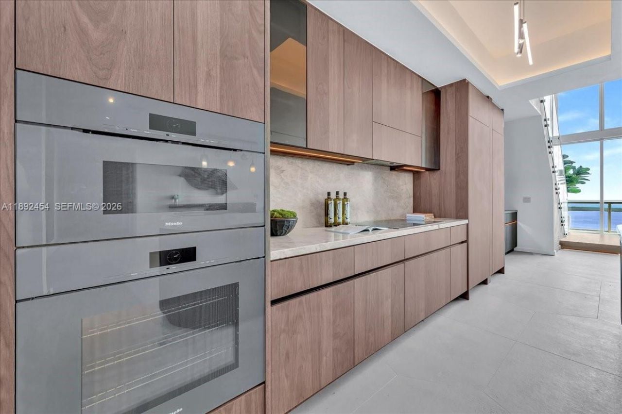 888 Biscayne Blvd, Unit PH 5704, Miami, FL 33132 Photo