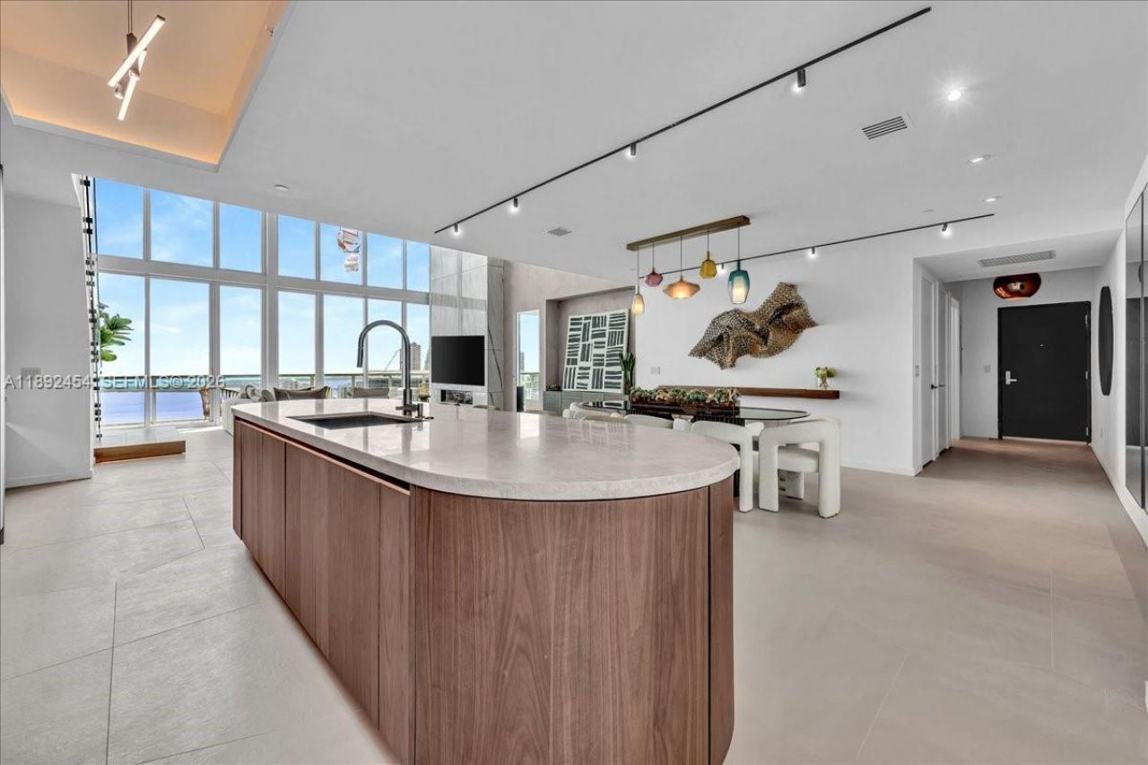 888 Biscayne Blvd, Unit PH 5704, Miami, FL 33132 Photo