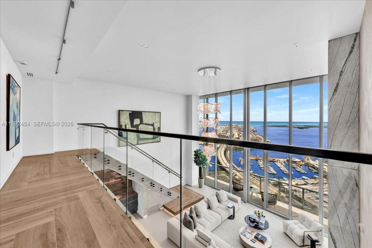 888 Biscayne Blvd, Unit PH 5704, Miami, FL 33132 Photo