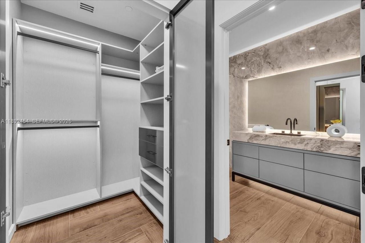 888 Biscayne Blvd, Unit PH 5704, Miami, FL 33132 Photo