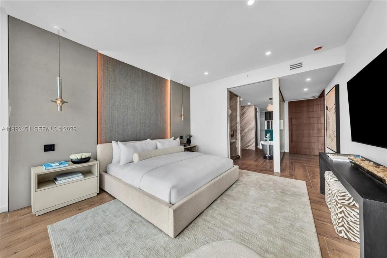 888 Biscayne Blvd, Unit PH 5704, Miami, FL 33132 Photo