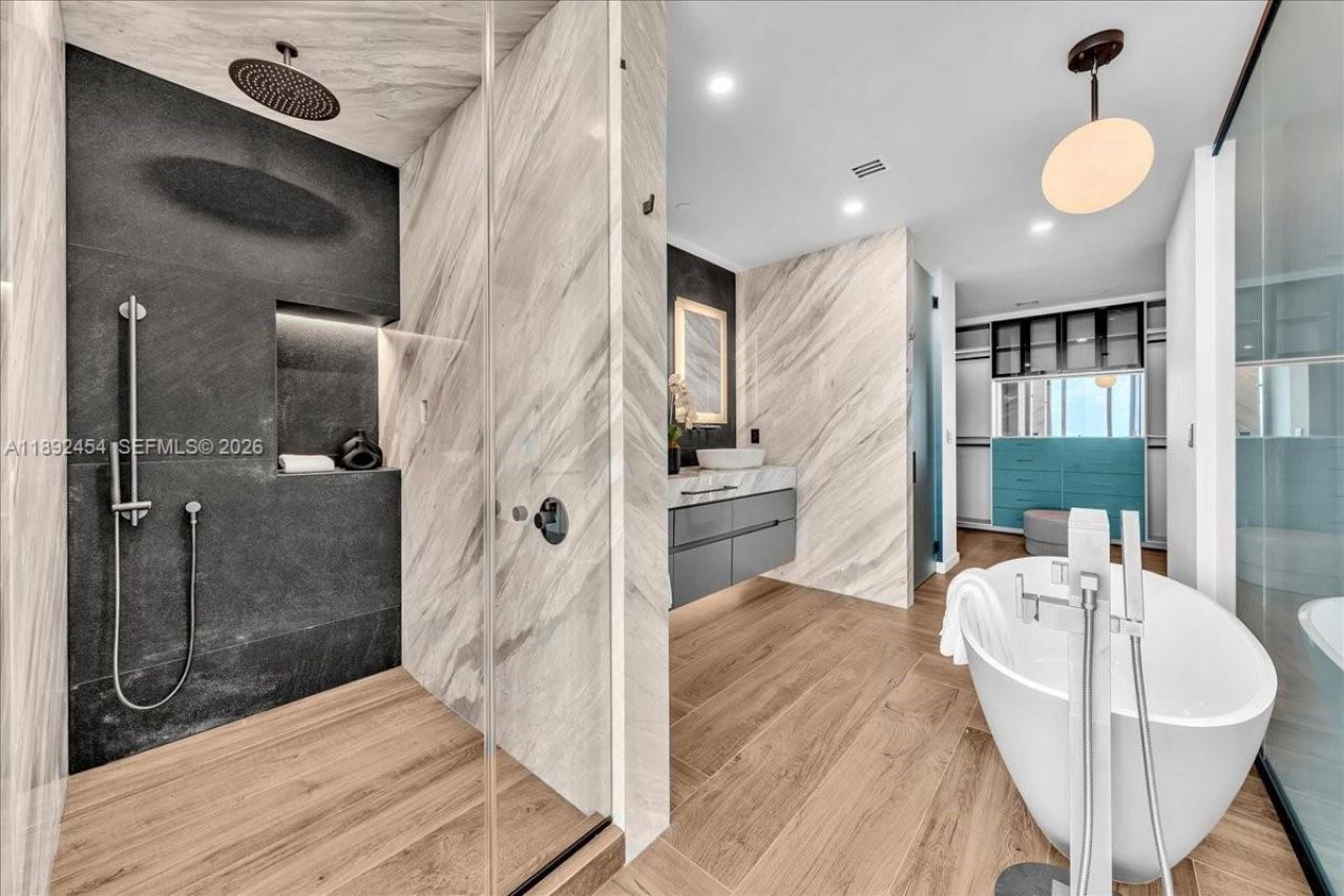 888 Biscayne Blvd, Unit PH 5704, Miami, FL 33132 Photo