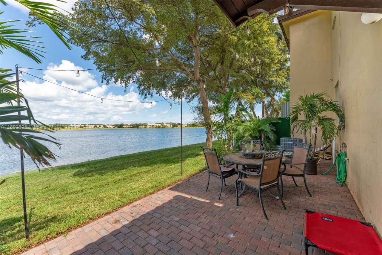 9227 SW 227th St, Unit ., Cutler Bay, FL 33190 Photo