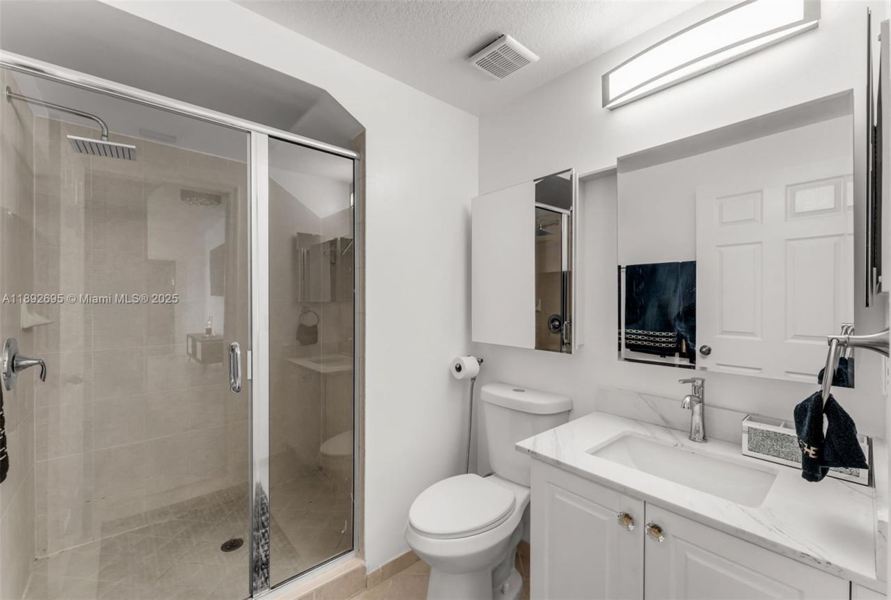 9227 SW 227th St, Unit ., Cutler Bay, FL 33190 Photo