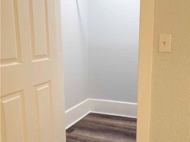 442 S Liberty Avenue, Alliance, OH 44601 Photo 14