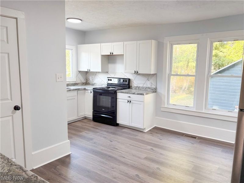 442 S Liberty Avenue, Alliance, OH 44601 Photo 16