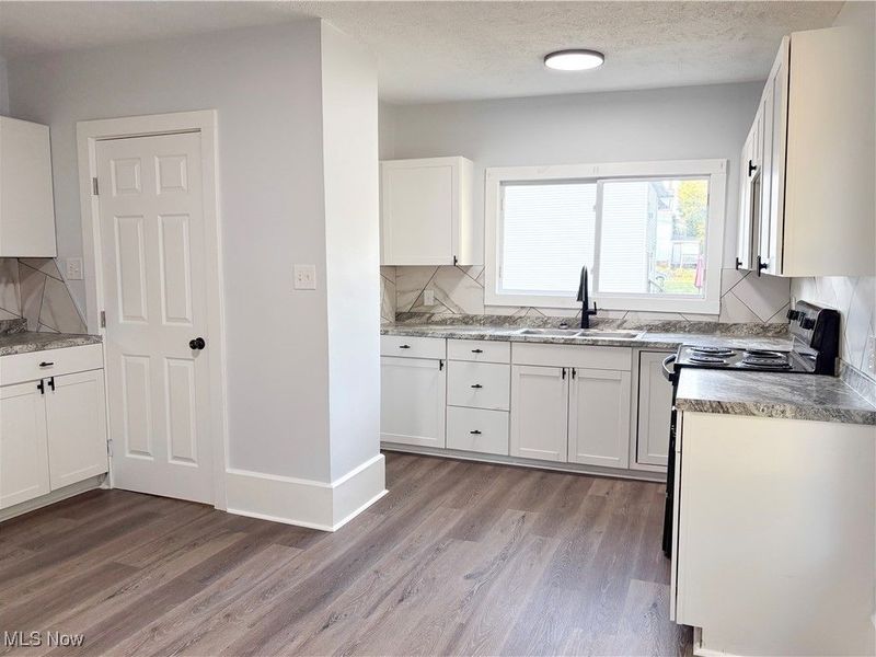 442 S Liberty Avenue, Alliance, OH 44601 Photo 17