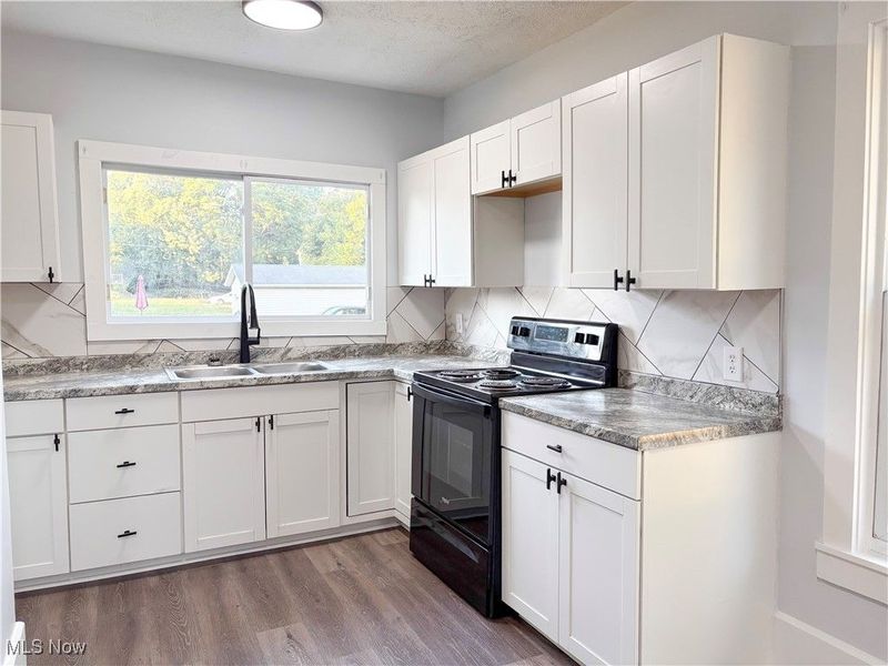 442 S Liberty Avenue, Alliance, OH 44601 Photo 18