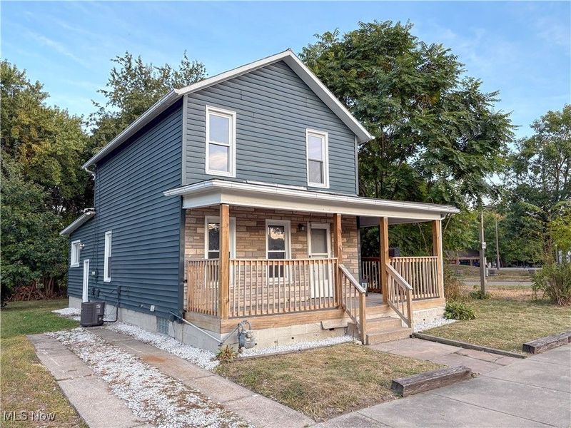 442 S Liberty Avenue, Alliance, OH 44601 Photo 3