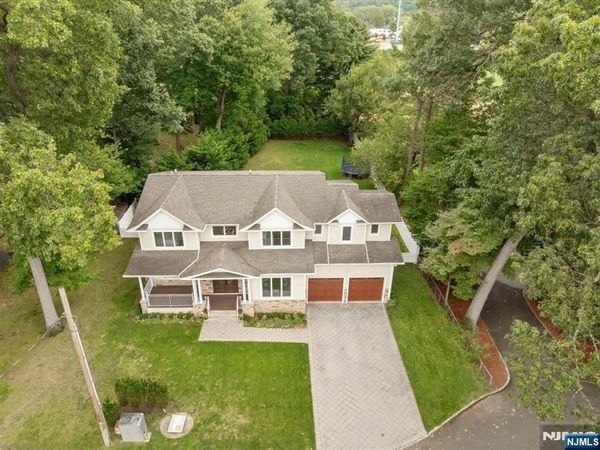 40 5th Street, CRESSKILL, NJ 07626