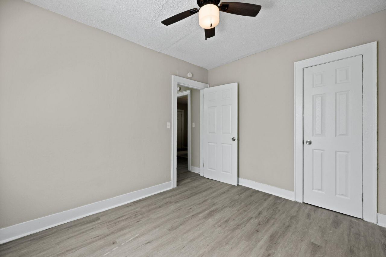 2671 Olympia Avenue Photo 20