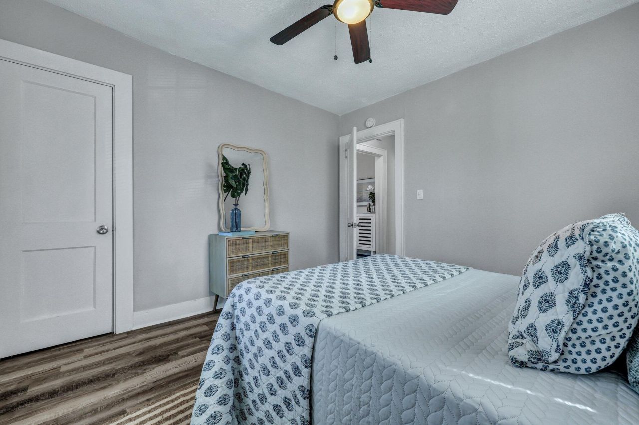 2665 Oregon Avenue Photo 12