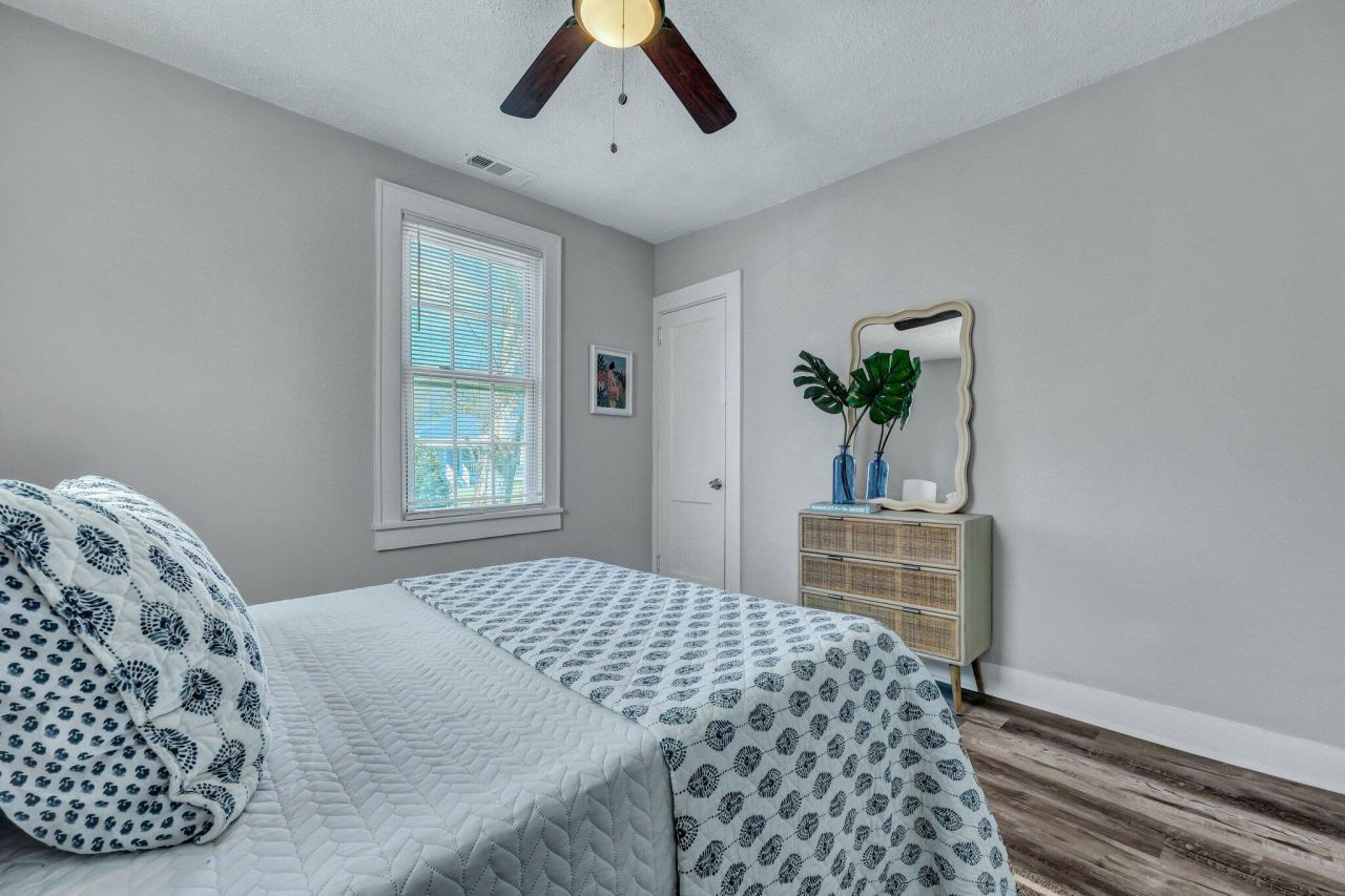 2665 Oregon Avenue Photo 13