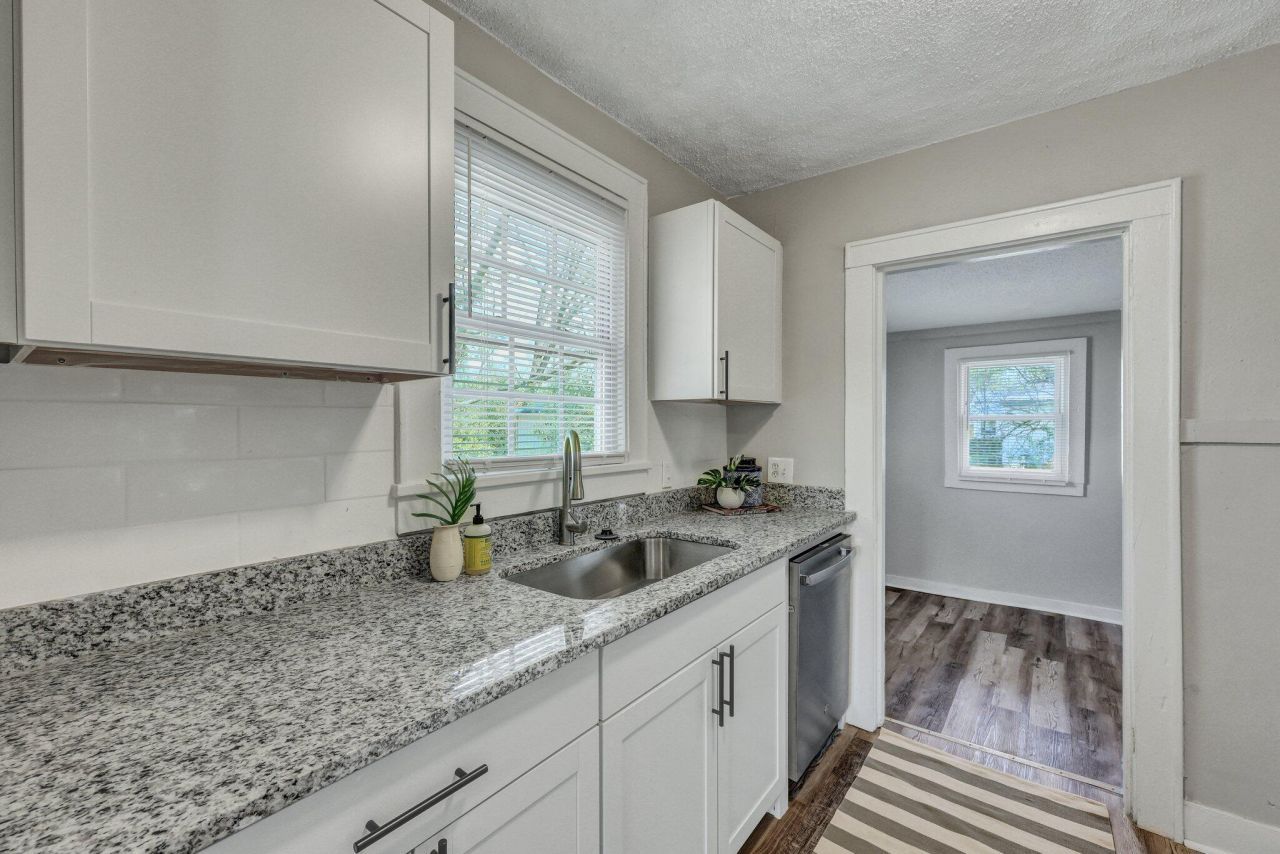 2665 Oregon Avenue Photo 16