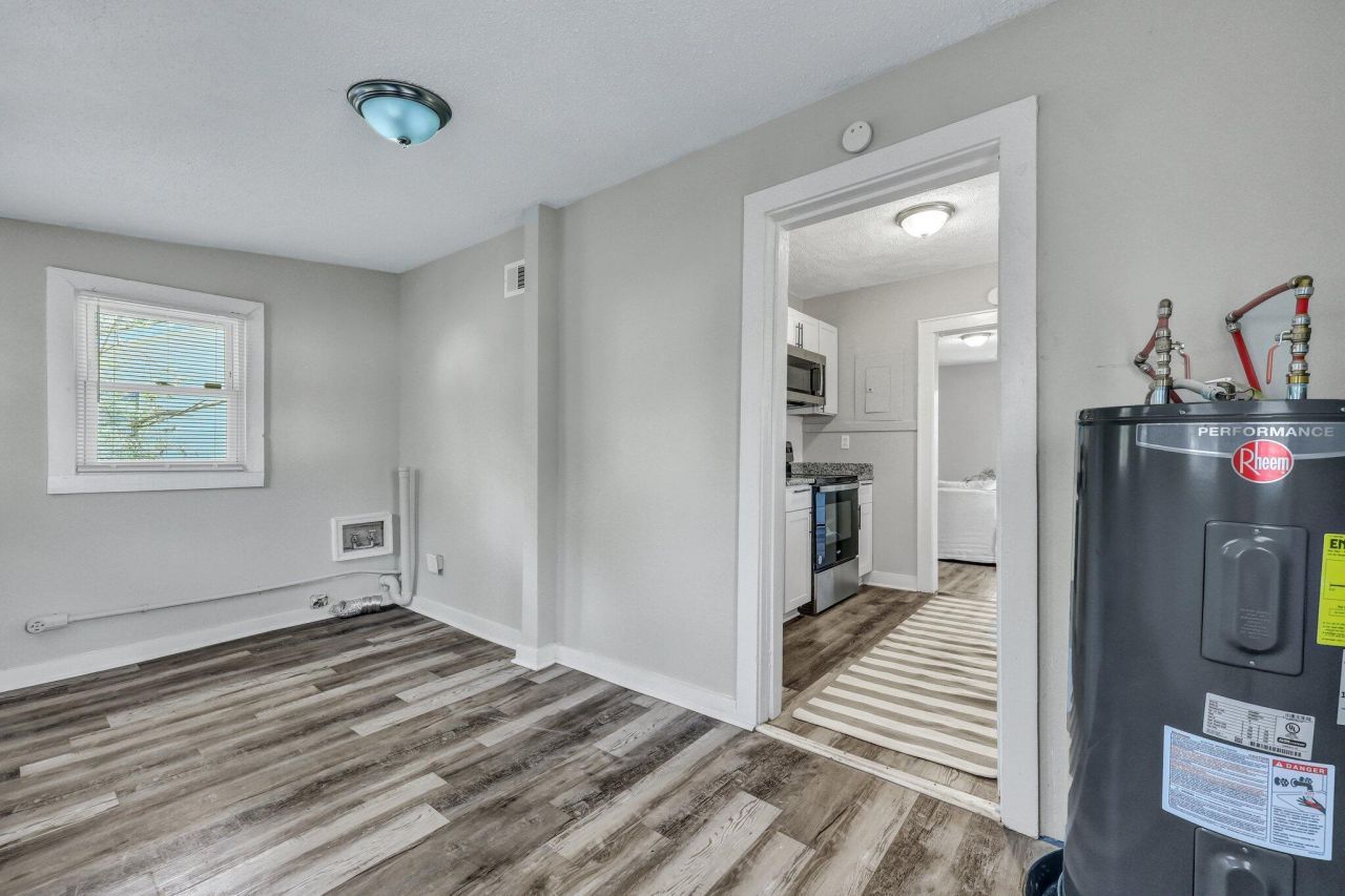 2665 Oregon Avenue Photo 20