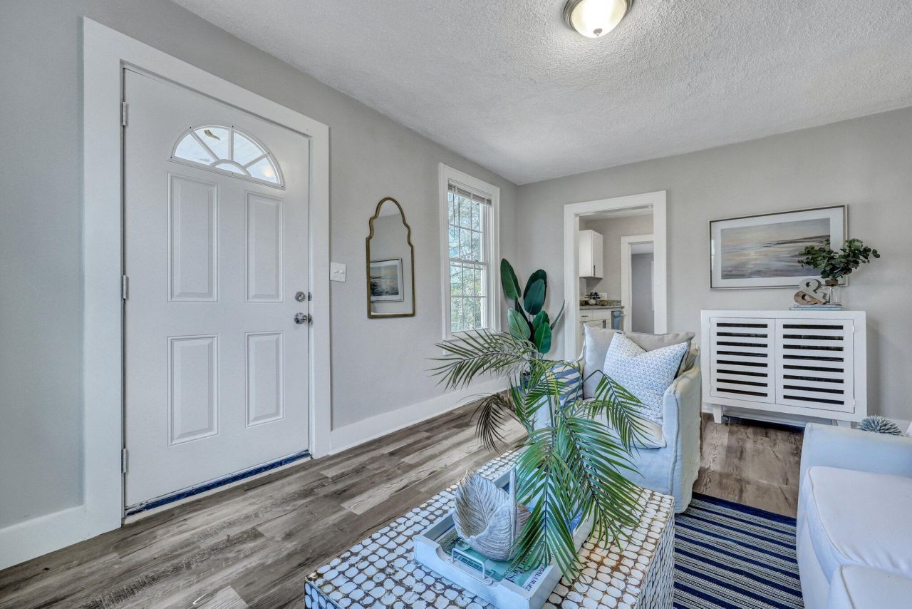 2665 Oregon Avenue Photo 7