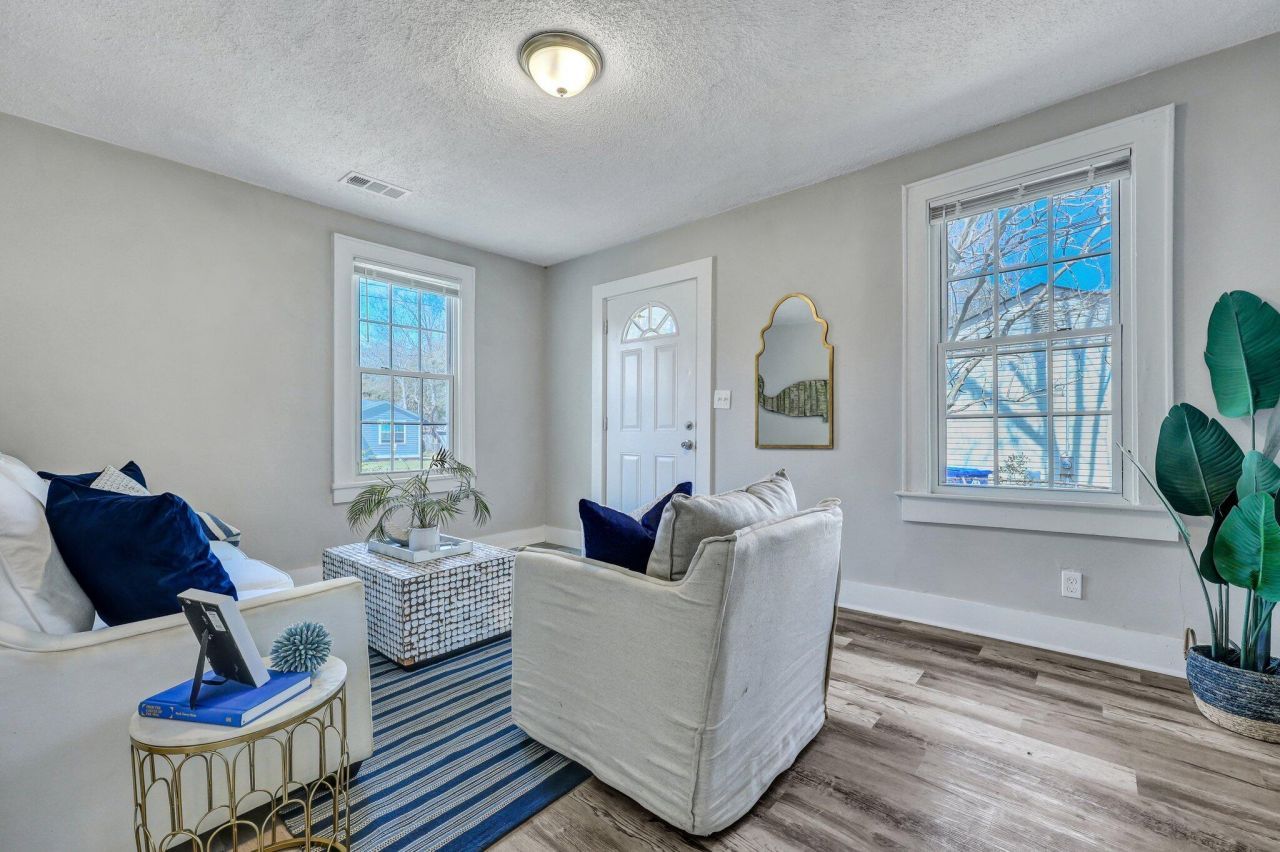 2665 Oregon Avenue Photo 9