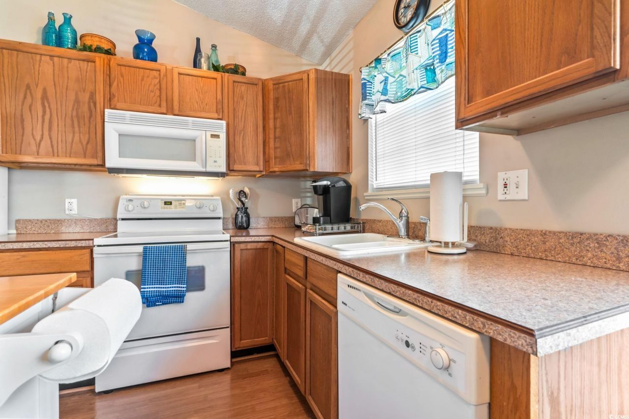 404 Chesterfield Ct. Photo 10