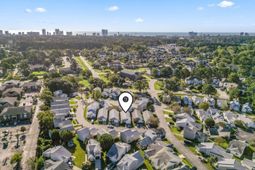 404 Chesterfield Ct. photo 4