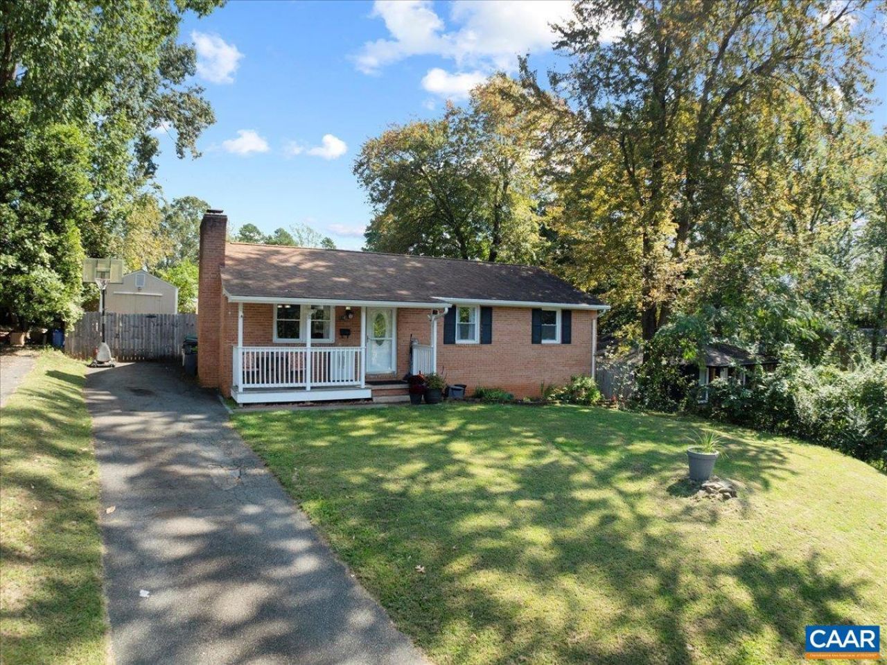 114 Olinda Dr, Charlottesville, VA 22903 Main Photo