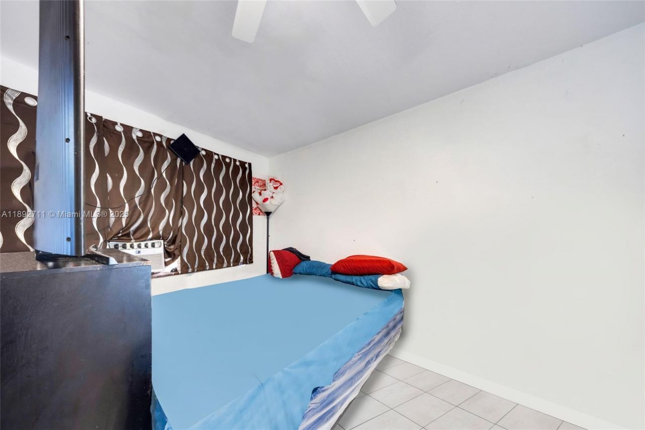 2028 SW 6th St, Miami, FL 33135 Photo