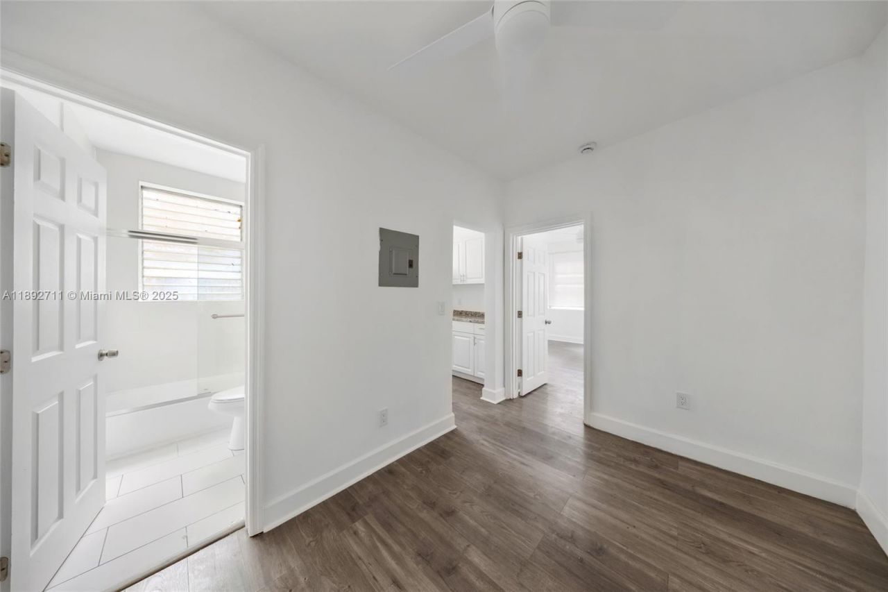 2028 SW 6th St, Miami, FL 33135 Photo