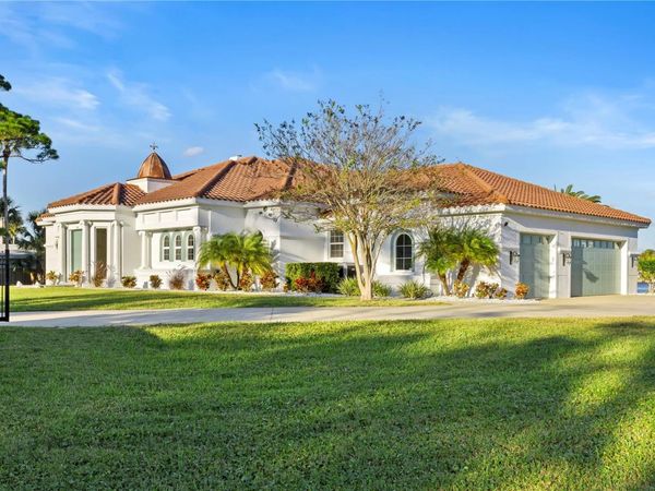 660 LAMBERT AVENUE, FLAGLER BEACH, FL 32136